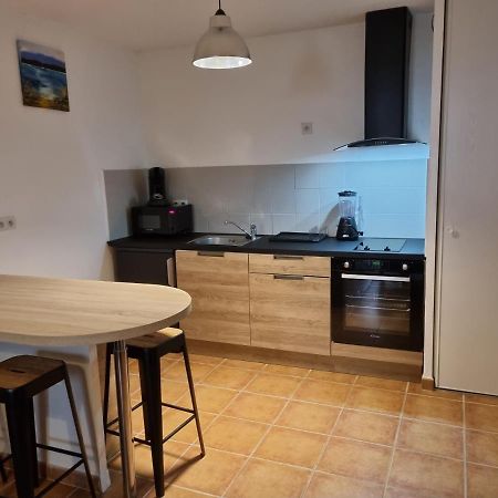 Appartement 1 Chambre Avec Piscine Uzès Exterior foto
